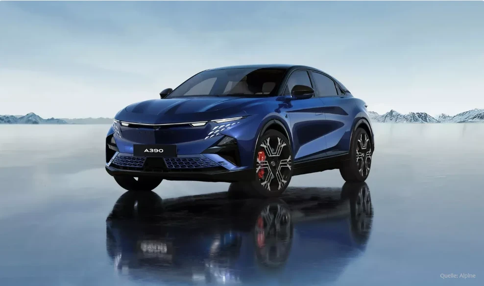 filters_format(webp)_quality(90) nouvelle Mercedes amg bleu électrique